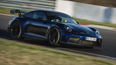 بورشه-911-gt3-موديل-2025-تحطّم-الرقم-القياسي-على-حلبة-نوربورغرينغ-لناقل-الحركة-اليدوي!