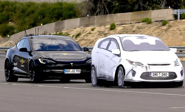 تسلا-تواجه-انتقادات-وتراجعًا-في-تقييم-euro-ncap-بسبب-مصطلح-“القيادة-الذاتية”