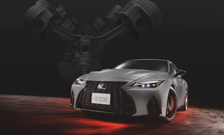 نهاية-أسطورة-المحركات-v8-من-لكزس:-الإصدار-الأخير-من-is-500