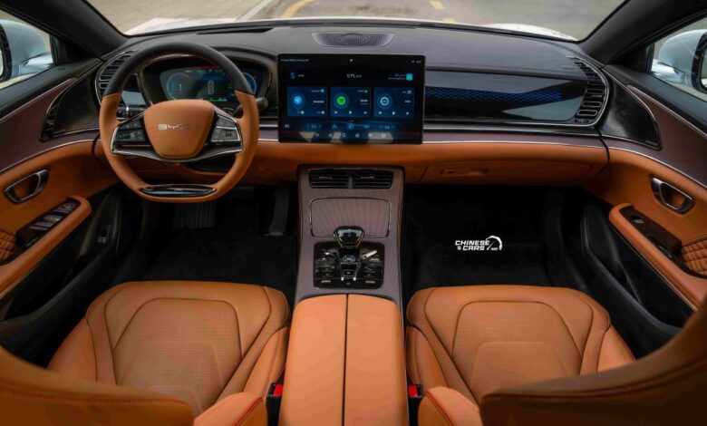 بي-واي-دي-هان-ev:-راحة-البال-تبدأ-من-التقنيات-وأنظمة-مساعدة-السائق-المتطورة