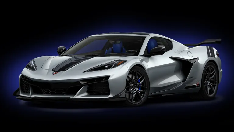 chevrolet-تكشف-عن-corvette-z06-إصدار-bathurst-12-hour-الخاص