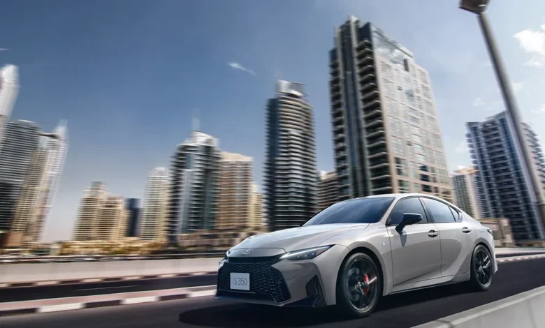 لكزس-تكشف-عن-is350-الجديدة-في-الشرق-الأوسط-بتصميم-أكثر-حدة-وتجربة-قيادة-أكثر-تفاعلاً